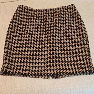 Talbots Black and Tan Houndstooth Pencil Skirt